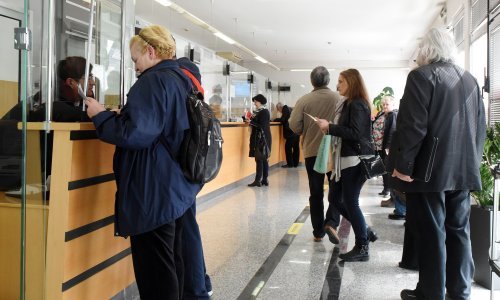 Dolasci na šaltere i razne pristojbe tročlanu obitelj koštaju 6300 eura