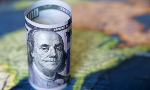 Fitch snizio rejting SAD-a: 'Vidimo kontinuirano pogoršanje u američkom upravljanju'