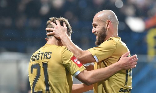 Hajduk je toliko moćan da je miljenik Torcide završio na klupi, sve je nanjušio Rapid