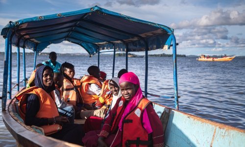 U brodolomu na Viktorijinom jezeru poginulo najmanje 20 osoba
