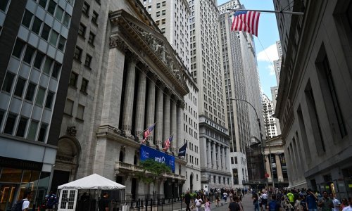 Wall Street pao nakon što je Fitch smanjio rejting SAD-a