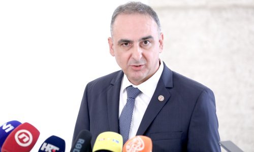 Kapulica: Očekujem od predsjednika da što prije potpiše zahtjev o ravnatelju VSOA-e