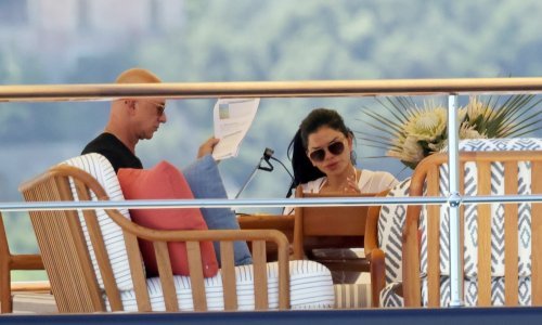 Ljetna idila Jeffa Bezosa i Lauren Sanchez: Budući mladenci uživaju na luksuznoj jahti