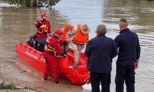Dvije osobe spašene na oteretnom kanalu Sava-Odra, ušli u vodu automobilom