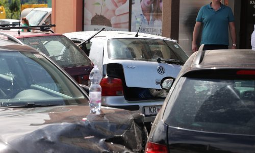 Krš i lom u Krapini: Pokosio automobile i pješake, stradale dvije osobe