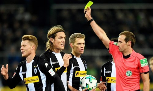 Hajduk u Solunu mora biti vrlo oprezan jer taj je sudac 'lak' na kartonima...