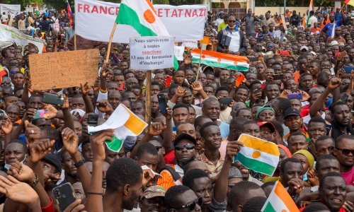 Hunta u Nigeru naredila policiji da protjera francuskog veleposlanika