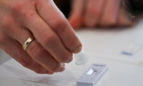 Što sve znamo o novoj podvarijanti koronavirusa: Koliko je Eris zapravo opasan?