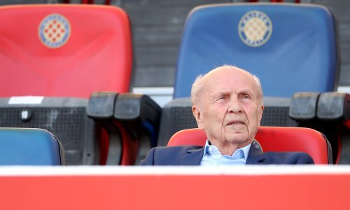 Inače staloženi Barišić, na AEK-ove odluke ogorčen: To se ne smije zaboraviti