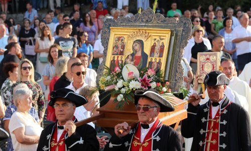 Blagdan je Velike Gospe. Znate li koje se dogme danas prisjećaju katolici?