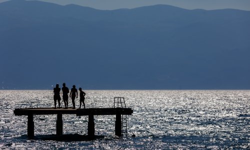 Nastavlja se sunčano i vruće vrijeme, nakon petka stiže novi toplinski val