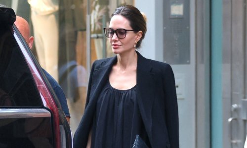 Chic look: Posve je jasno zašto Angelina Jolie svoju modnu formulu nikad ne mijenja