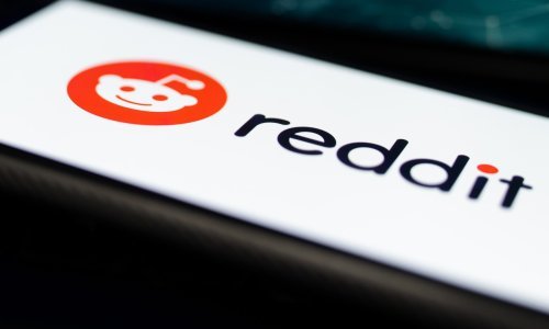 Rusi su prvi put zbog Ukrajine oglobili Reddit