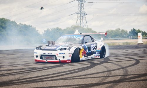 Max Verstappen uči umjetnost driftanja kod 'Mad' Mikea Whiddetta: Pogledajte kako to izgleda