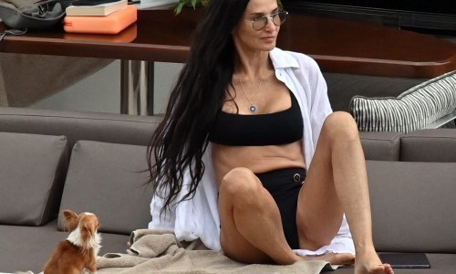 Demi Moore hvali se vitkom figurom: Pogledajte tko joj pravi društvo