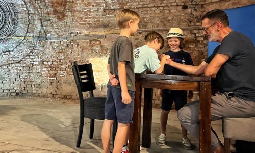 Slaven Tolj predstavlja izložbu Art War u Sarajevu