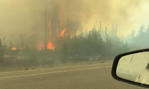 Vatrena drama na sjeveru: Kanada zbog požara evakuira cijeli jedan grad