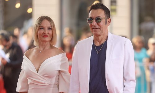 Branko Đurić i Tanja Ribič po uzoru na holivudske parove zablistali na crvenom tepihu