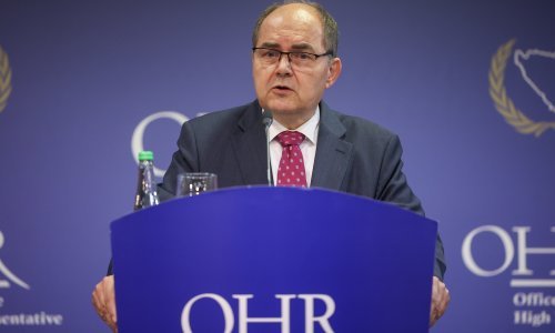 Schmidt: Neću komentirati Milanovića, ali njegove su mi izjave konfuzne