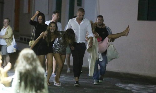 Grčka više ne sliči na Grčku: Pijani instagrameri plešu na tanjurima jastoga uz zvuke trapa