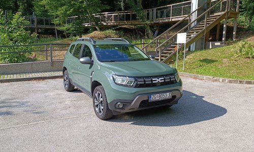 Vozili smo Daciju Duster Journey 1.5 Blue dCi 115 4x4: Vizualno efektno osvježeni sposoban terenac