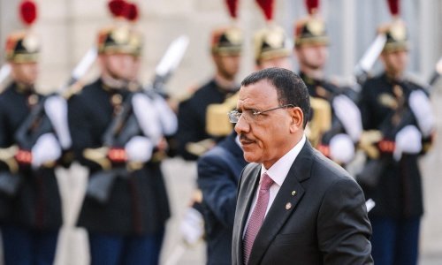 Delegacija zapadnoafričkih država sastala se sa svrgnutim predsjednikom Nigera