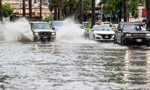 Stanovnicima SAD-a prijete po život opasne katastrofalne poplave