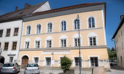 Preuređuje se Hitlerova rodna kuća, postaje policijska postaja