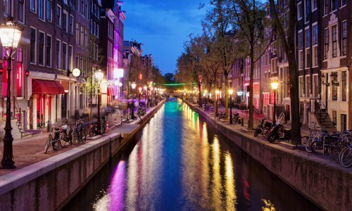 Amsterdam ratuje s (nekim) turistima, ali najpopularnija je europska prijestolnica. Zagreb nije daleko