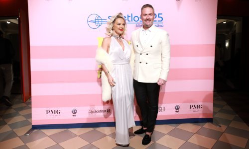 Pljušte komentari: Maja Šuput i njezin suprug u najpopularnijoj ljetnoj boji