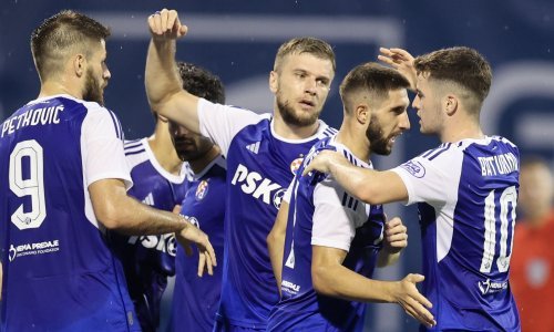 Novi trener, novi Dinamo: U početnih 11 tri promjene u odnosu na okršaje s AEK-om