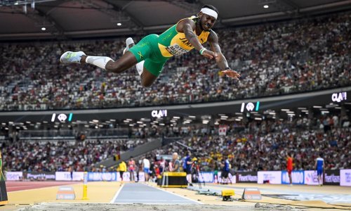 Ovo još nikad niste vidjeli; atletičar s Jamajke skočio na glavu u skoku udalj!
