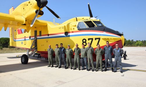 Iz Grčke se vratio hrvatski kanader koji je pomagao u gašenju požara