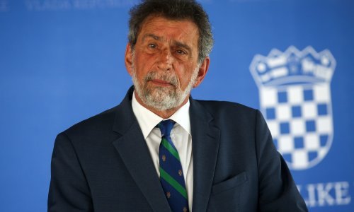 Fuchs se oglasio o odgojiteljici koja je djeci lijepila usta selotejpom