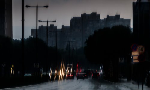 Kako se zaštititi u grmljavinskom nevremenu ako ste u autu, na biciklu ili hodate?