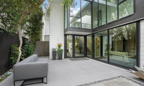 Nije se teško zaljubiti u dom poznatog komičara, a tek kad vidite čaroban pogled...