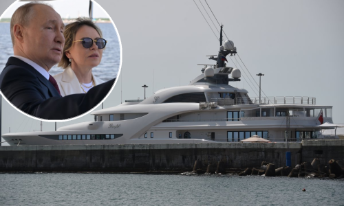 Putinova superjahta razotkrila plan s Ukrajinom: Mobilizirajte posadu!