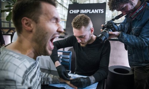 Teorija zavjere zbog digitalnog eura: Hoće li vam biti zabranjena kupnja mesa i goriva?