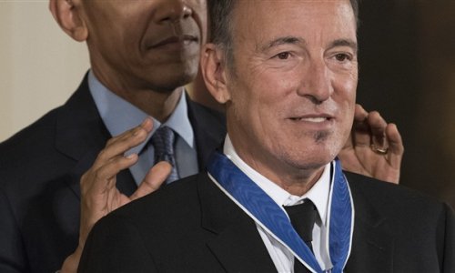 Bruce Springsteen se tajnim nastupom oprostio od Obame