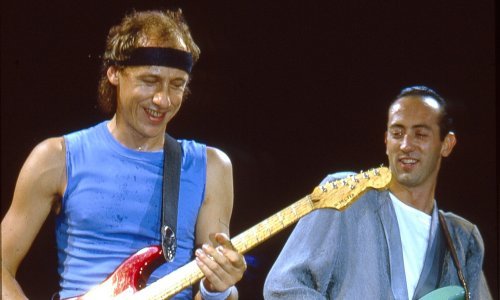 U 68. godini života preminuo gitarist Dire Straitsa