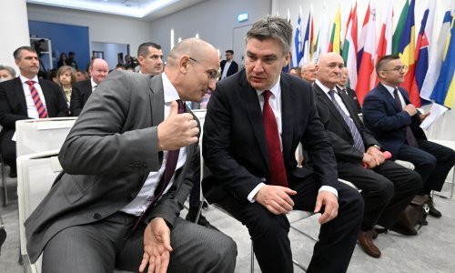 Milanovićev suradnik ljutit na Vladu zbog veleposlanika, komentirao i izbore