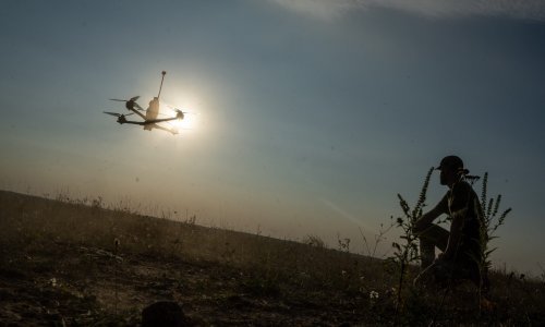 Rusija oborila tri ukrajinska drona, požar u vojnoj jedinici na Krimu