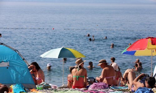 Turističke brojke jače nego lani, izjednačene s rekordnom 2019.