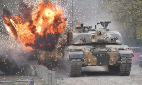 Pojavila se snimka: Rusi uništili prvi britanski tenk Challenger u Ukrajini