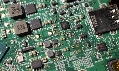 Kina želi osigurati 40 milijardi dolara za domaću industriju čipova