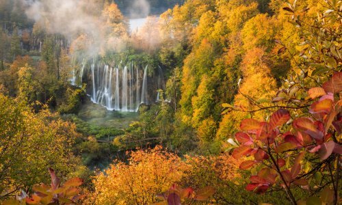 Doživite Plitvička jezera u jesenskoj paleti boja uz prigodne cijene