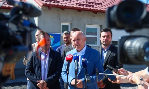Bačić o obnovi: 300 gradilišta ostalo je neugovoreno zbog građevinskih cijena