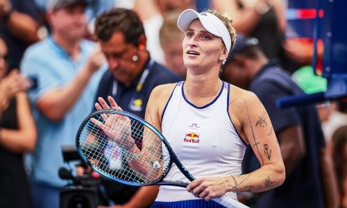 Pobjednica Wimbledona jecala u suzama u zagrljaju partnerice; zna se i razlog