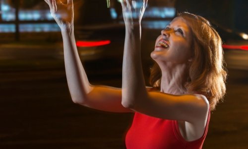 Vanesa Montfort večeras u ZKM-u, sutra na Kavi s autorom u Knjižari Fraktura