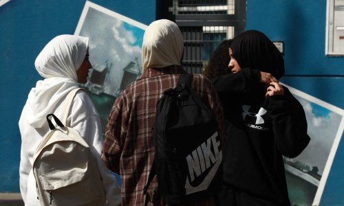 Najviši francuski sud odbacio žalbu na zabranu abaja u školama